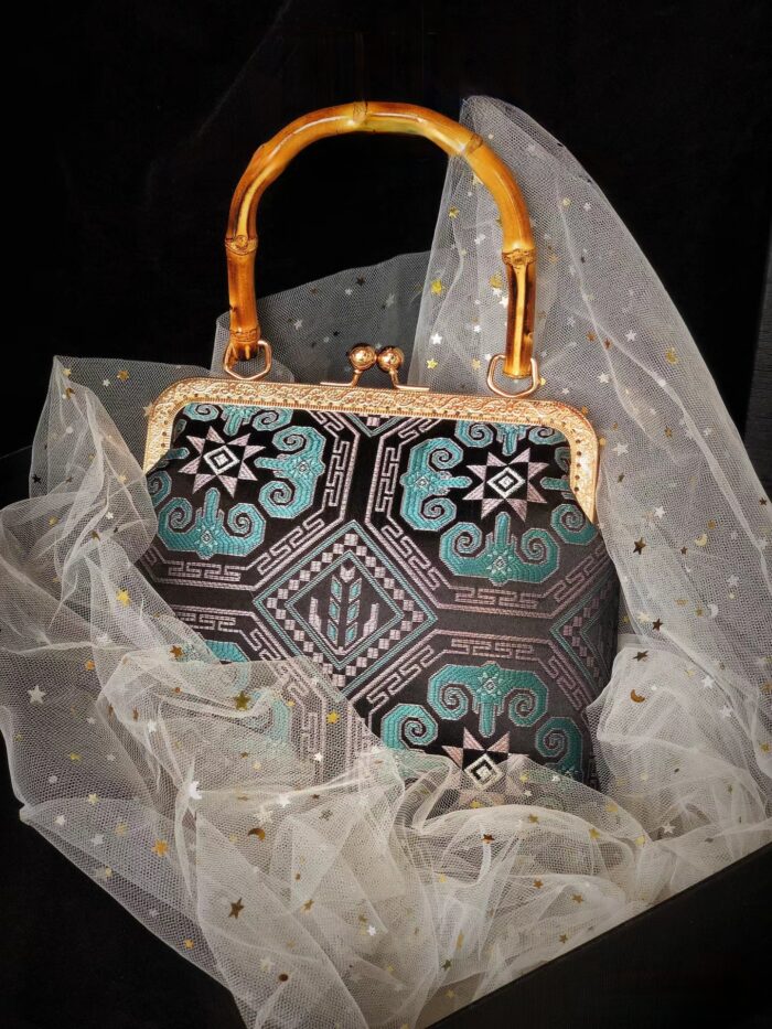 Zhuangbrocade Bamboo Knot Bag - 图片 2