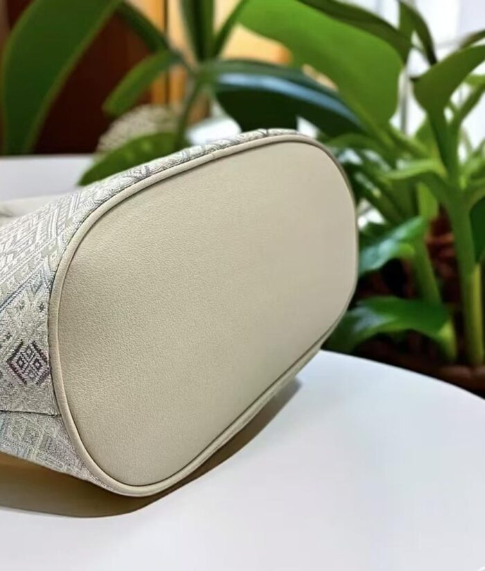 Zhuangbrocade Buckle Tote Bag - 图片 4