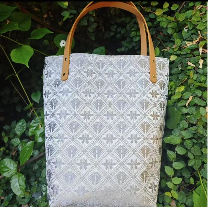 Zhuangbrocade Handmade Tote Bag - 图片 4