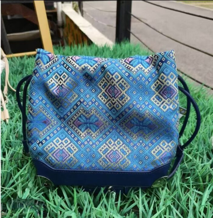 Zhuangbrocade Ethnic Style Messenger Bag - 图片 3