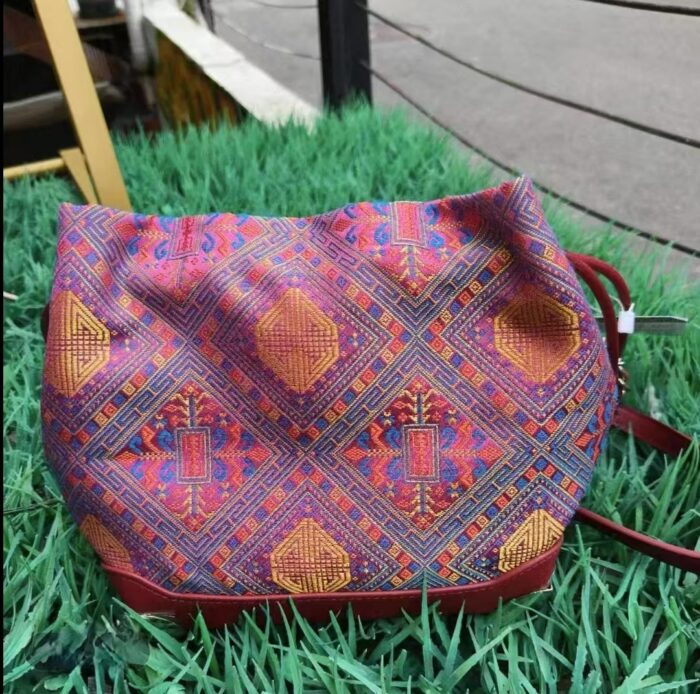 Zhuangbrocade Ethnic Style Messenger Bag - 图片 2