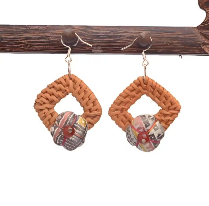 Zhuangbrocade Handmade Rattan Woven Earrings - 图片 2