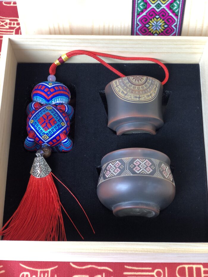 Zhuang Brocade Handmade Sachet Gift Box