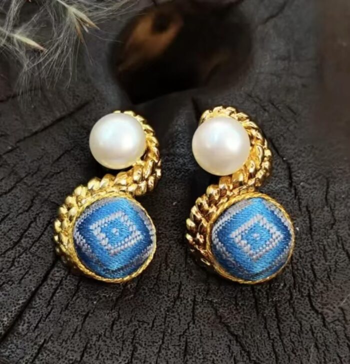 Zhuang Brocade Pearl Earrings