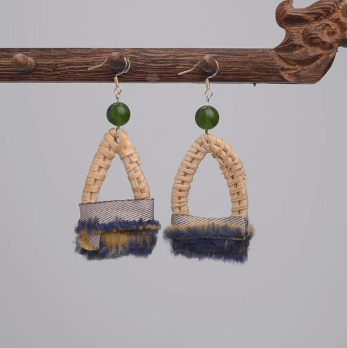 Zhuangbrocade Handmade Rattan Woven Earrings - 图片 3