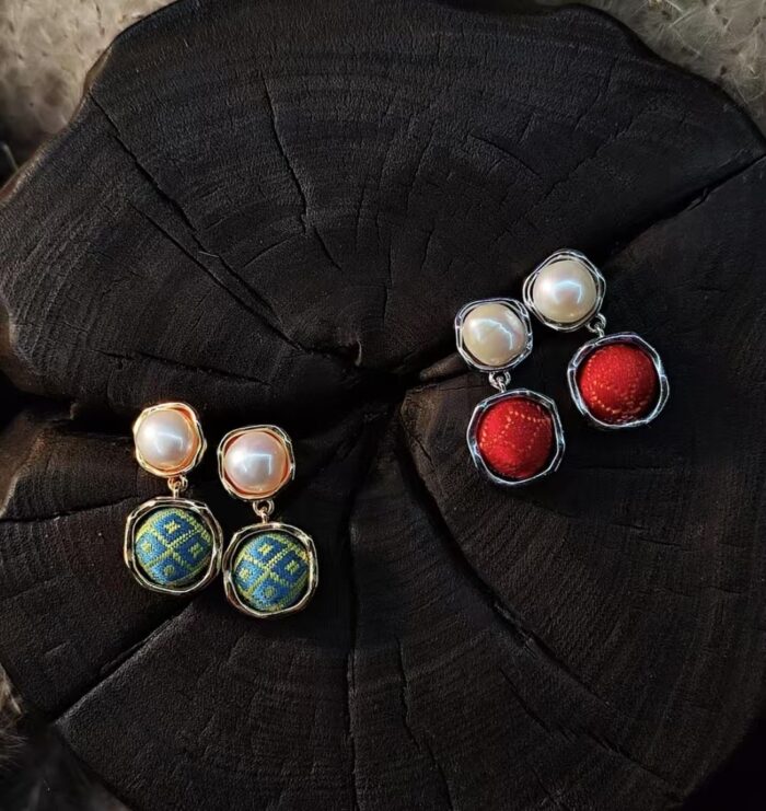 Zhuang Brocade Pearl Earrings