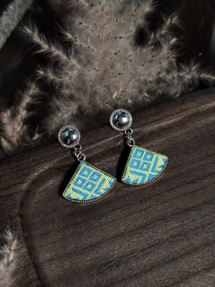 Zhuangbrocade Fan-shaped Earrings