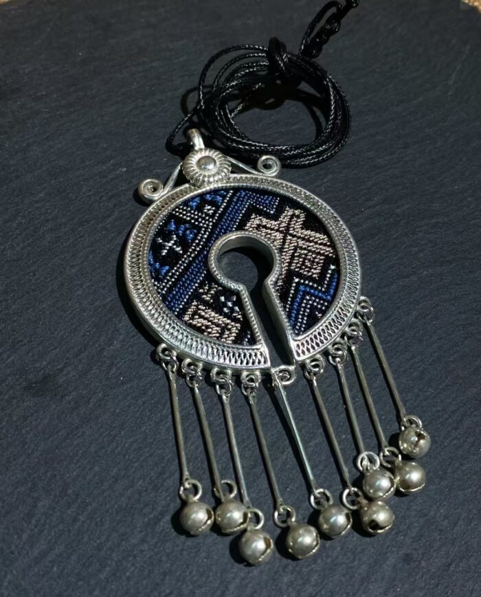 Zhuangbrocade Miao Silver Pendant - 图片 3