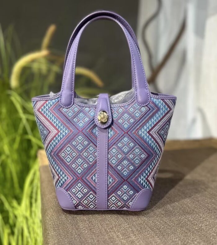 Zhuangbrocade Basket Bag