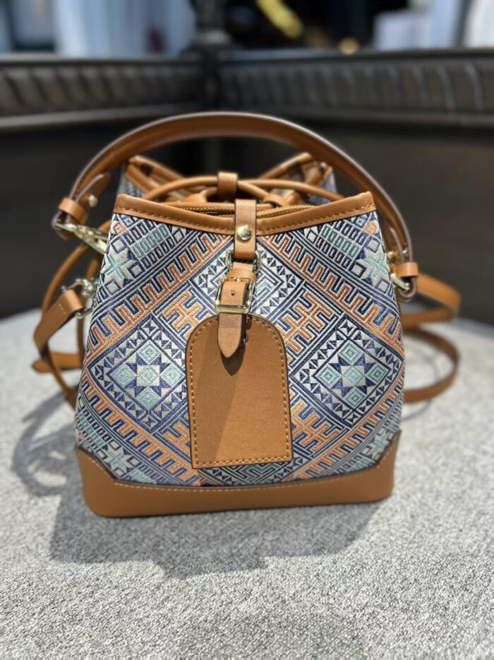 Zhuang Brocade Vintage Drawstring Bucket Bag