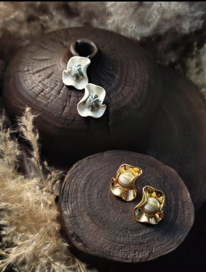 Zhuangbrocade Auricularia Earrings