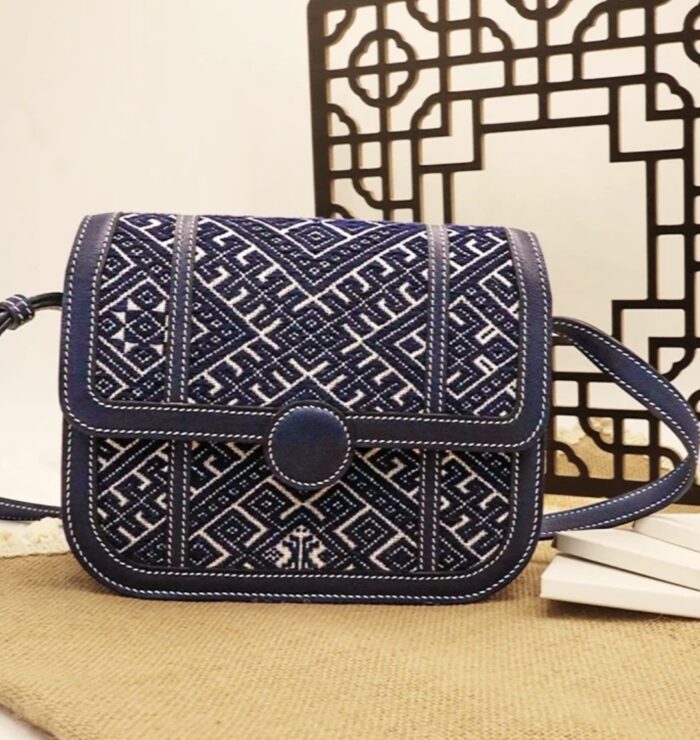 Zhuang Brocade Saddle Bag - 图片 2